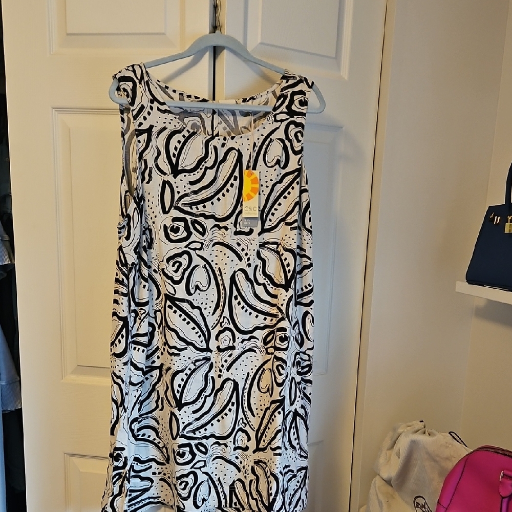 C&C California Black and White Midi Dress